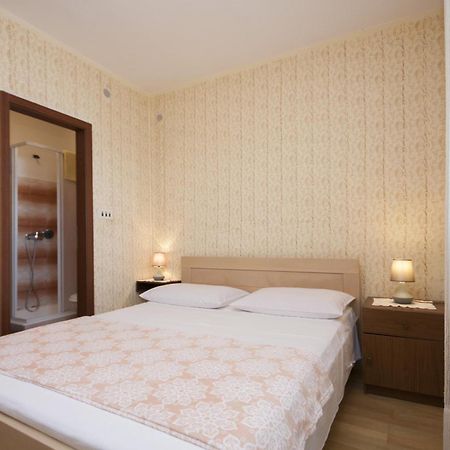 Apartments Vukicevic Brodarica Szybenik Zewnętrze zdjęcie